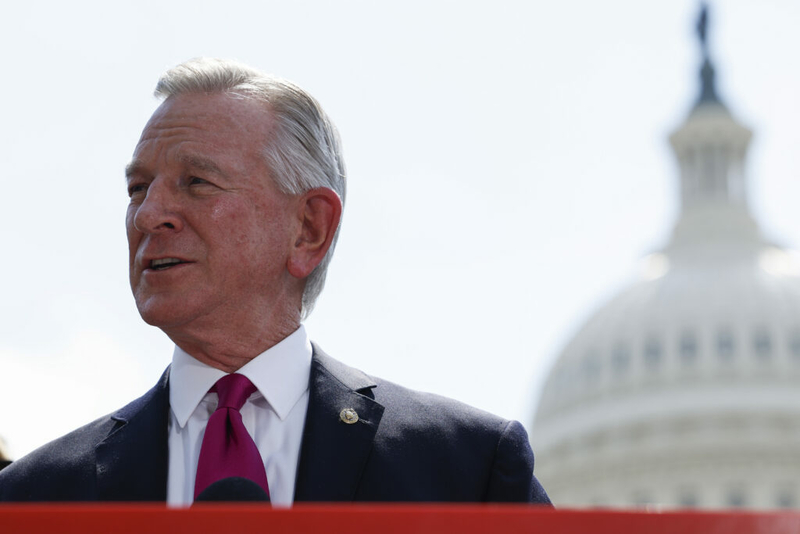 Swelling crowd of top military nominees blocked from U.S. Senate vote by Tuberville