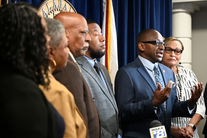 In redistricting fight, Alabama Democrats and civil rights groups turn to a state amendment