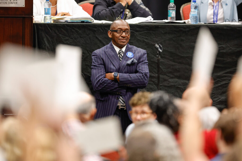 ‘I hear you, I see you:’ Alabama Democrats elect Bobby Singleton as chair 