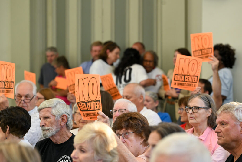 Lowndes commission approves $1.15 billion tax break for a data center despite pushback