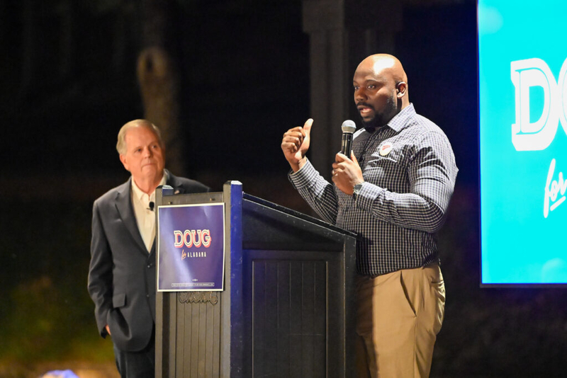 Former Tuberville player joins Doug Jones on campaign trail in Auburn