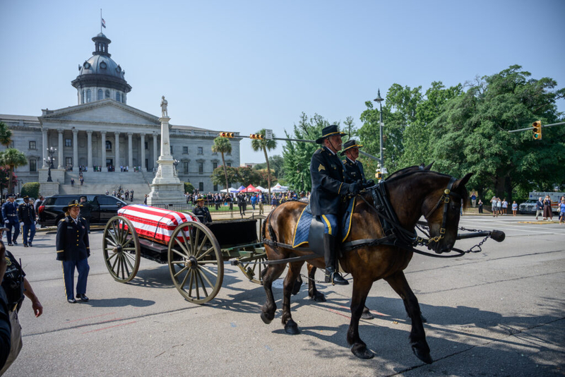 Mourners say goodbye to US Sen. Lindsey Graham at SC Statehouse
