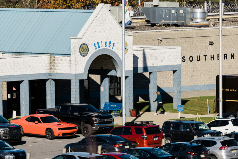 Settlement in jail lawsuit would pay some inmates who lived in alleged ‘inhumane conditions’