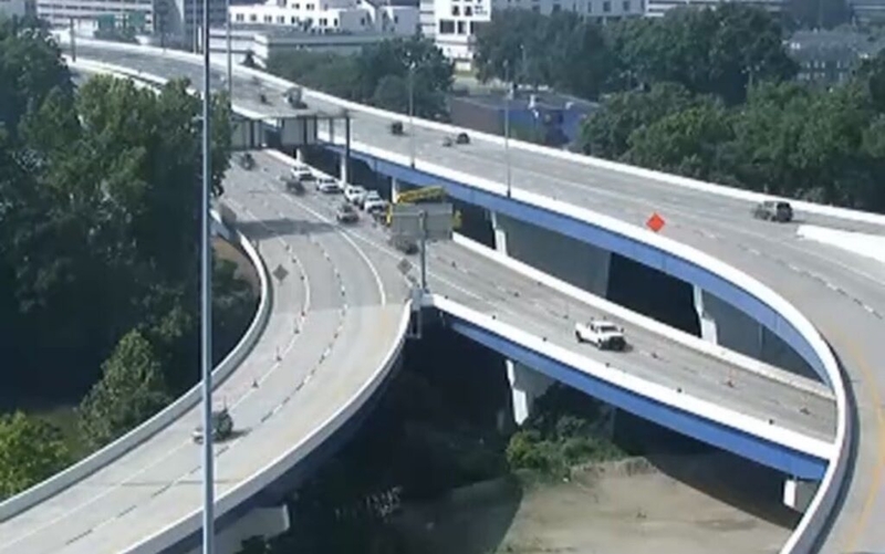 Gov. Morrisey, Kanawha delegate call for roads review after numerous vehicles fall off interstate