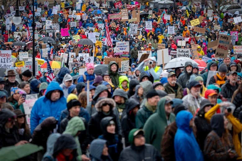 Thousands of people protest Trump presidency at rallies around Vermont