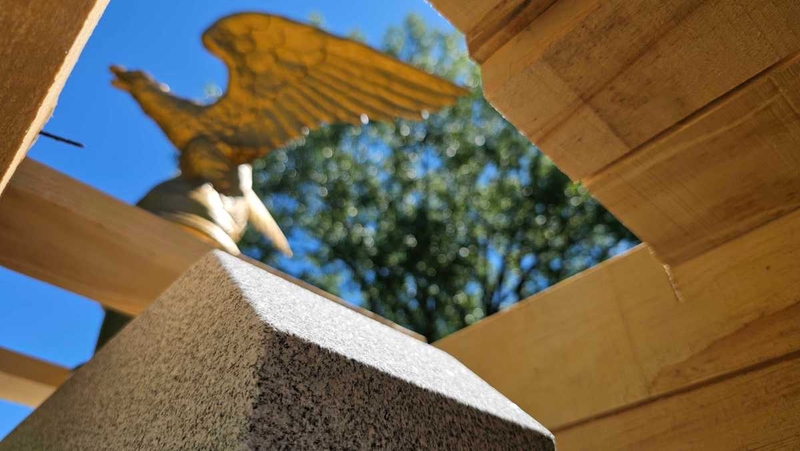In local downtowns and across the globe, Vermont-hewn monuments honor soldiers’ service