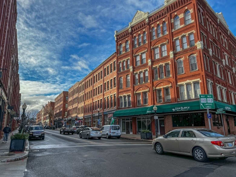 Municipalities seek big batch of state cash to navigate financial crunch 