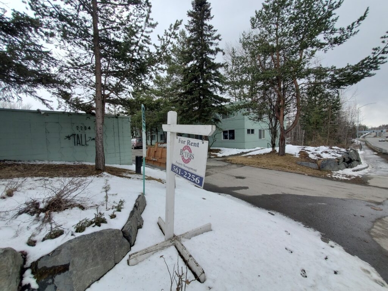 Mixed signals for housing costs in Alaska