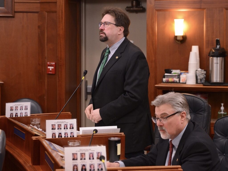 Alaska Legislature approves the use of ‘baby boxes’ to accept surrendered infants