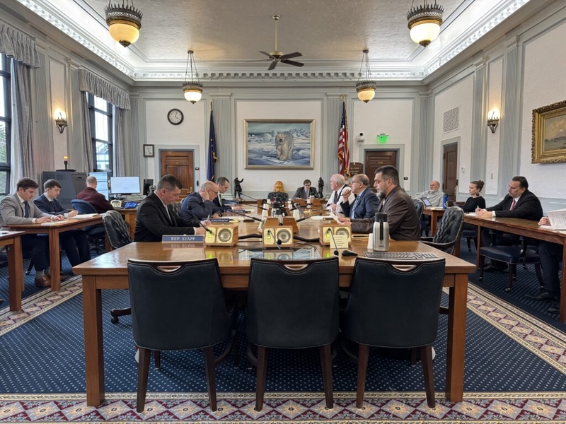 Alaska lawmakers reach budget deal with $1,000 PFD and $200 energy ...