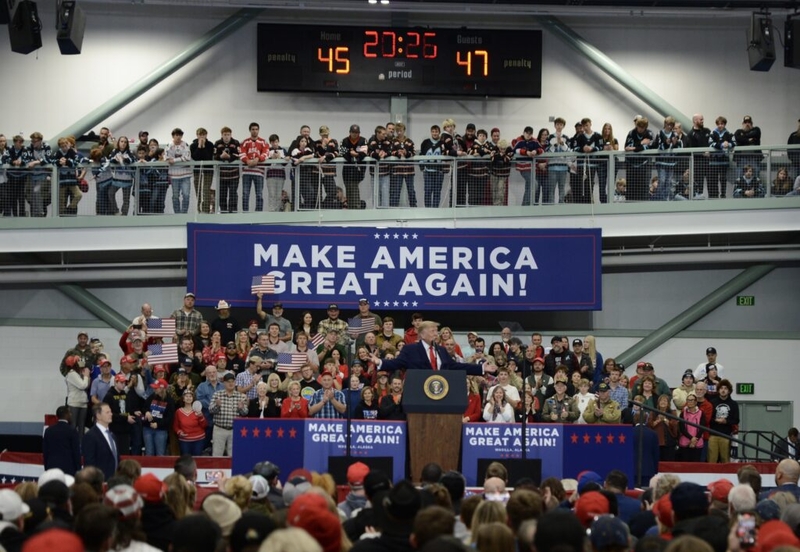 At Alaska rally, Trump endorses Wilson and seeks to boost Sullivan and Begich
