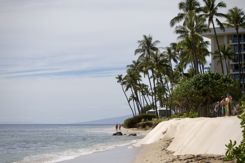 Maui Resort’s Plastic Barrier To Save Beach Faces Public Pushback