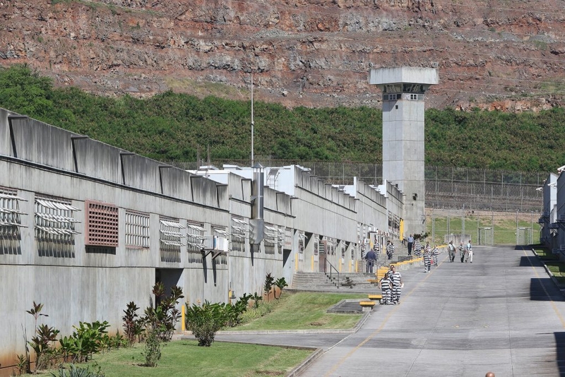 Lawsuit Alleges Hawaiʻi Prison Staff Enabled Gang Attack