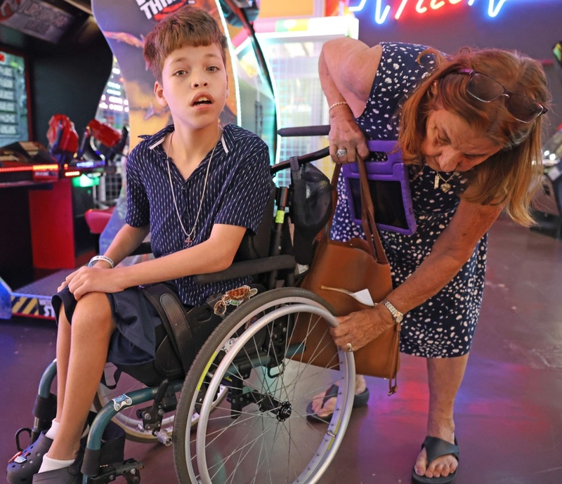 For Hawaiʻi Wheelchair Users, Air Travel Means Risking Mobility