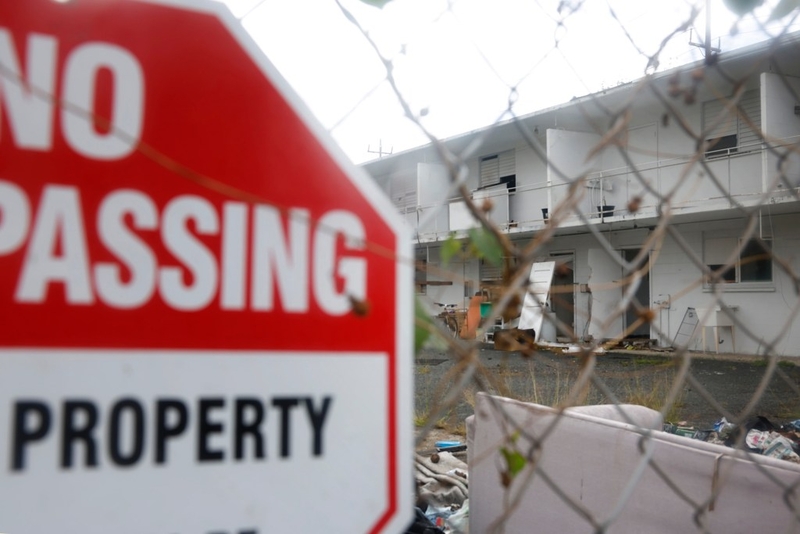 Derelict Mōʻiliʻili Property, Home To Squatters, Plagues Neighborhood
