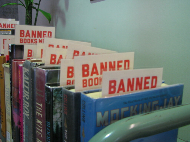 Bill to ban books with descriptions of sex from Arizona schools moves forward