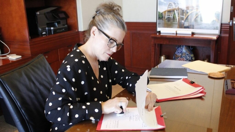 Hobbs vetoes election, abortion bills 
