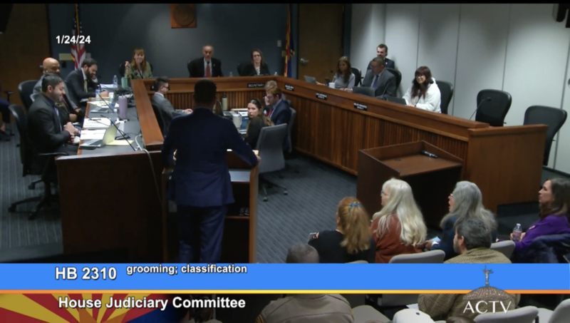 Bill to criminalize ‘grooming’ children moves forward