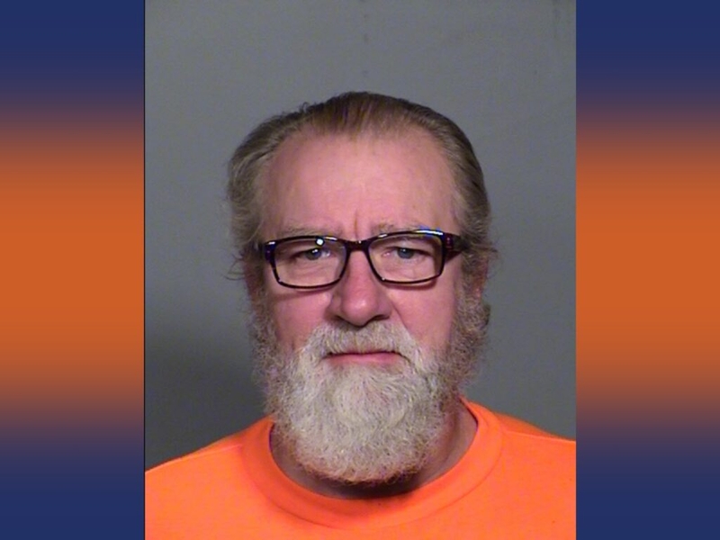 Prosecutors seek death penalty against man who confessed to killing 3 at Tucson prison