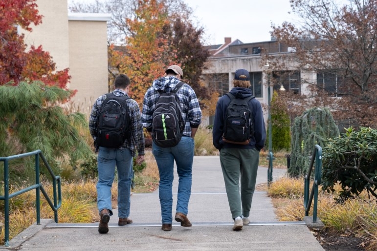 More CT high school students are taking college-level classes