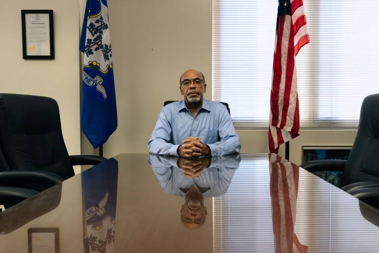 CT insurance commissioner Andrew Mais announces retirement
