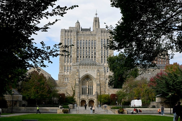 Yale students, faculty and alumni mobilize against potential DOJ settlement