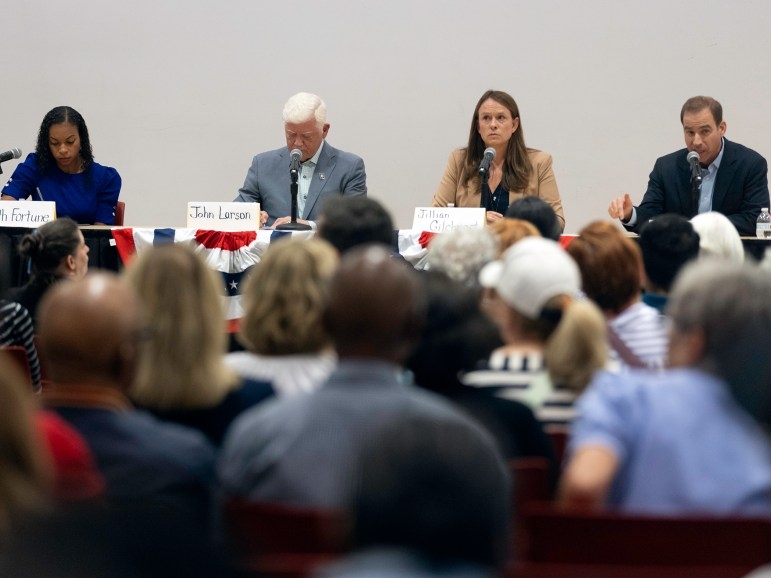 1st Congressional District candidates square off in final debate