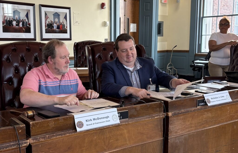 As RI elections officials race to certify signatures by deadline, Arizona might offer a better way