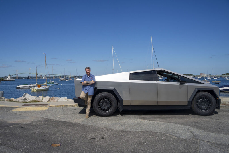 Cybertruck owners take a heavy toll on the Pell Bridge. And pay one too.