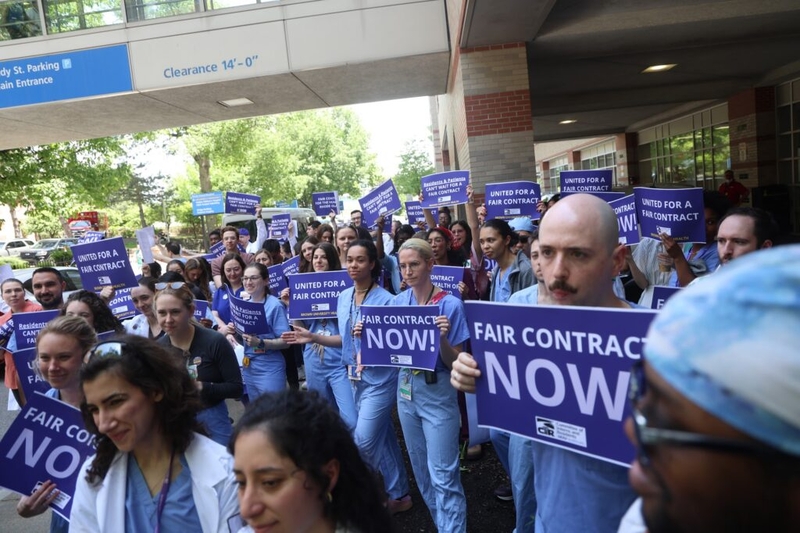 Rhode Island Hospital resident physicians ratify first union contract