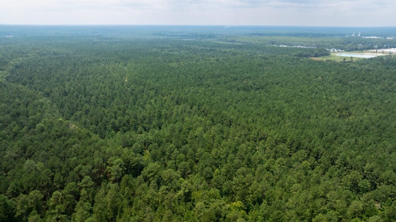 New lawsuit alleges unfair secrecy around Effingham data center