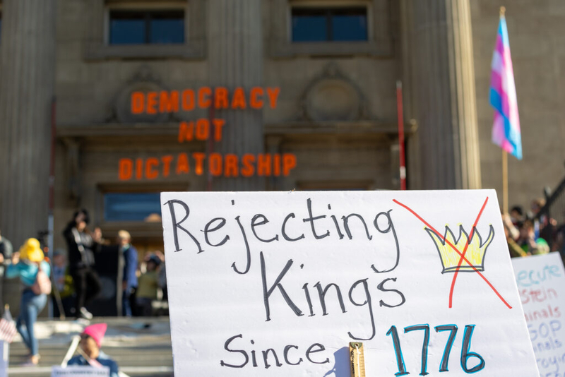 Thousands of Idahoans turn out for No Kings anti-Trump protest. They had beef with the Legislature.