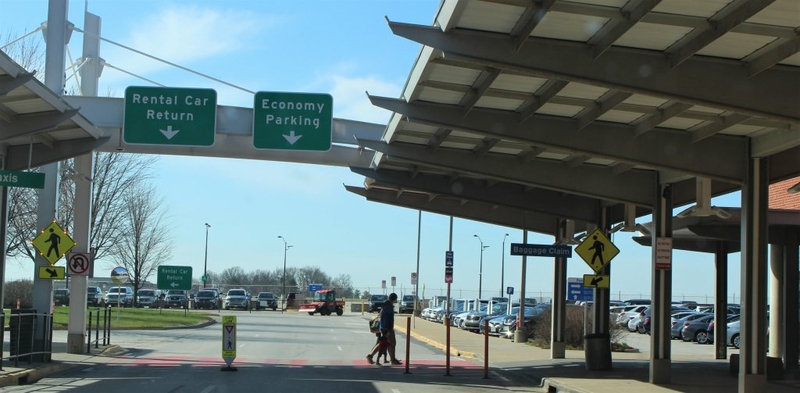 Des Moines airport traffic drops 95%, new terminal could be delayed