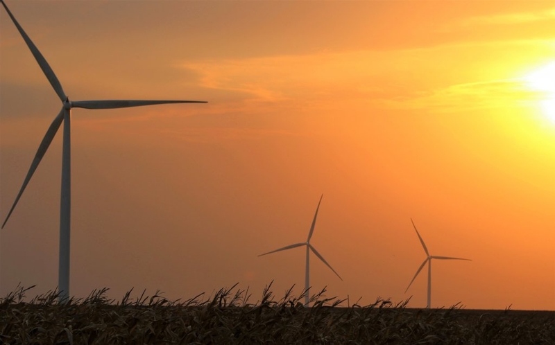 Iowa utilities must ‘rapidly’ make use of Biden-era renewable credits to reach emissions goals