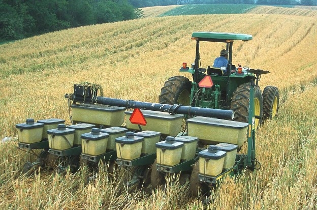 Iowa farmer brings class-action claim over herbicide banned by other nations