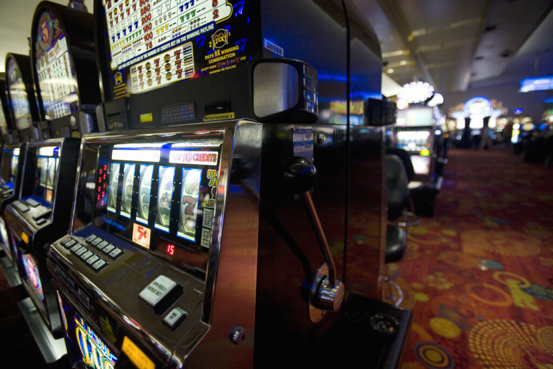 Lawmakers introduce new casino moratorium bills, potentially blocking Cedar Rapids proposal