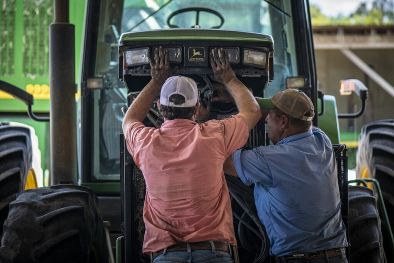 Farmers have until Dec. 31 to file claims in Deere settlement, or decide to hold out