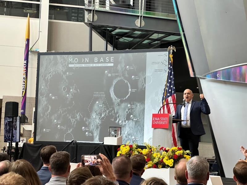 NASA leaders urge Iowa State University students to join lunar base program