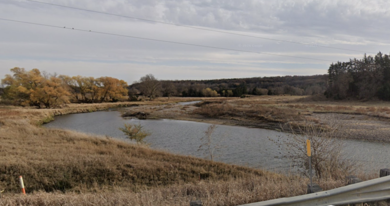 Manure discharge from feed lot in Cherokee County reaches tributary of Mill Creek 