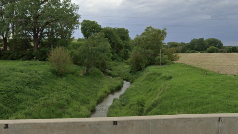 Manure spills found in Crawford, Davis counties; no dead fish reported