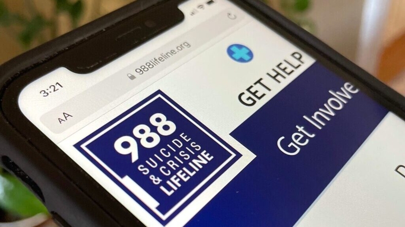Kansas organization launches free suicide prevention training focused on LGBTQ+ community