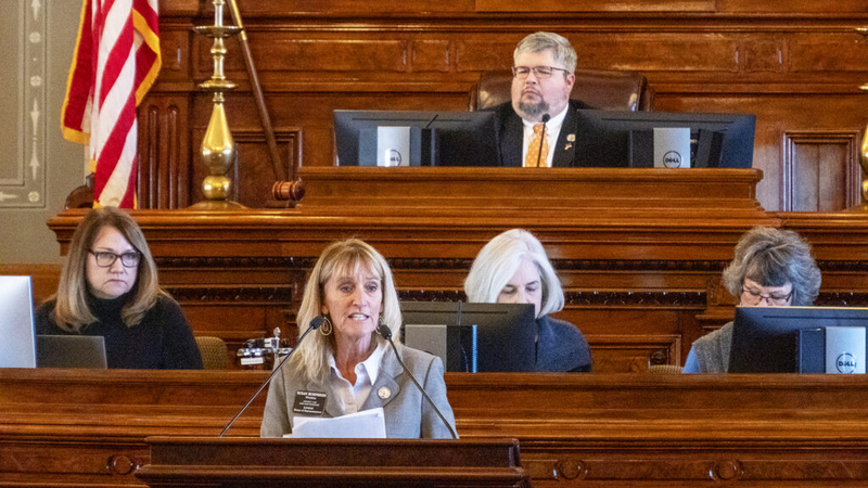 House approves compromise bill to restrain fees for Kansas open record ...