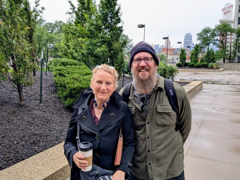 Attorney, activists temporarily blocked from entering Kansas City immigration court building
