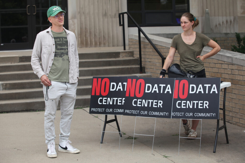 As data center debate heats up this Kansas town, answers — and trust — become harder to find