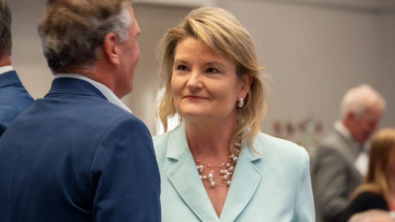 Democrat Cindy Holscher’s campaign for Kansas governor highlights distinctions from GOP rival