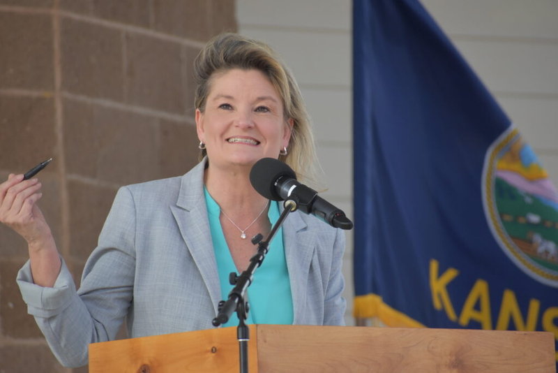 Ty Masterson se retira de dos debates; Cindy Holscher lo acusa de “esconderse”