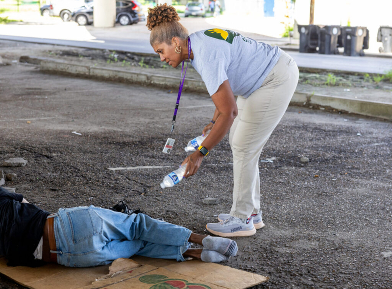 Homeless New Orleanians swelter amid scorching heat wave