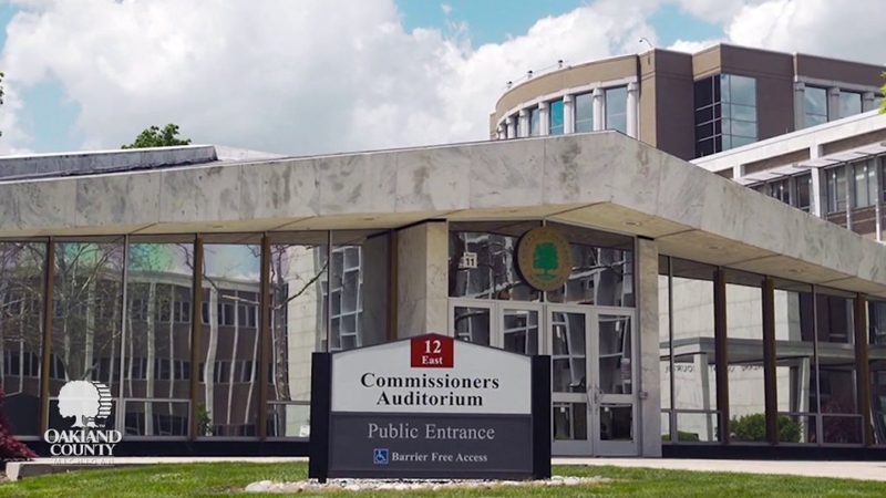 Even wealthy Oakland County can’t dodge Michigan’s economic woes