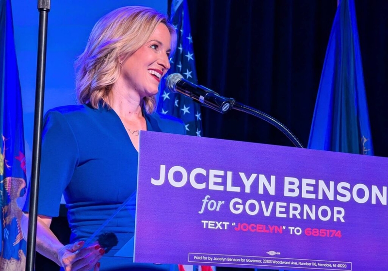 Benson handily wins Democratic gubernatorial primary over Swanson