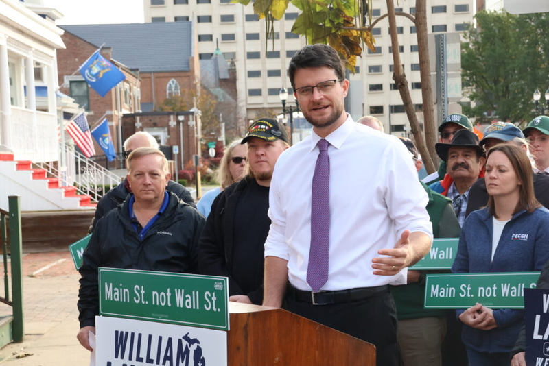 Lawrence delivers campaign’s closing message as he preps for final election push